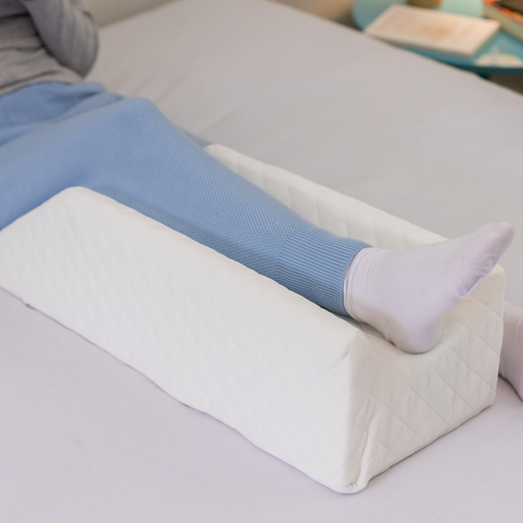 Apoio Perna Angular Conforto Pós Cirúrgico