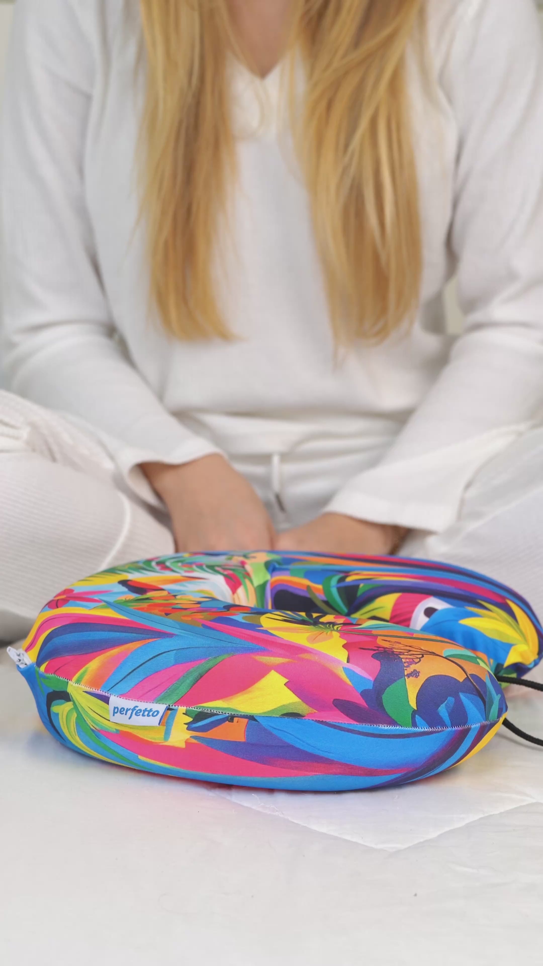 Neck Pillow Linha Brasilidades Tropicália